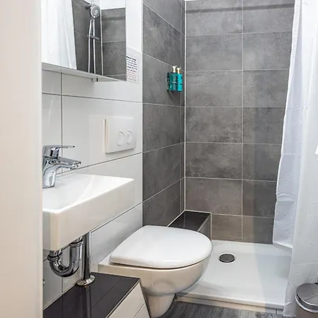 Have-a-nice-stay - Souterrain - Ruhig - Nahe U Bahn Hamburg - Nahe Der *