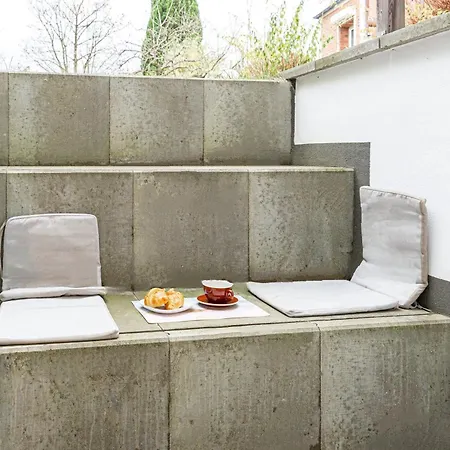 Have-a-nice-stay - Souterrain, Kino An Der Natur, U-bahn Nach Hamburg 400m - Baecker & Restaurants 500m - Lidl 800m - Zentrum 1,5km *